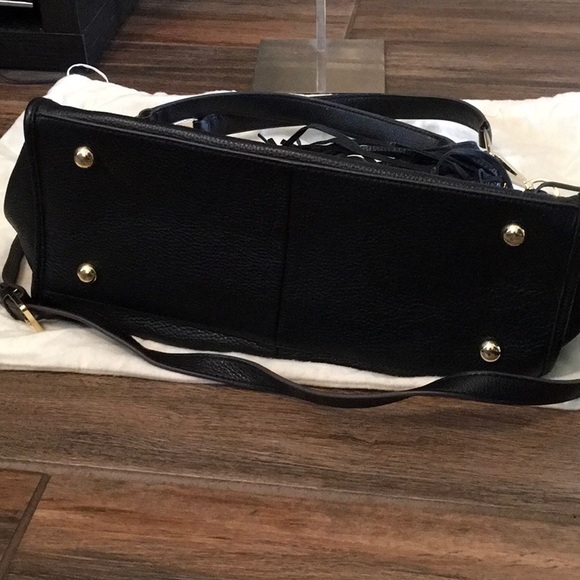 G.I.L.I. Black Leather Tote Bag - Picture 6 of 6